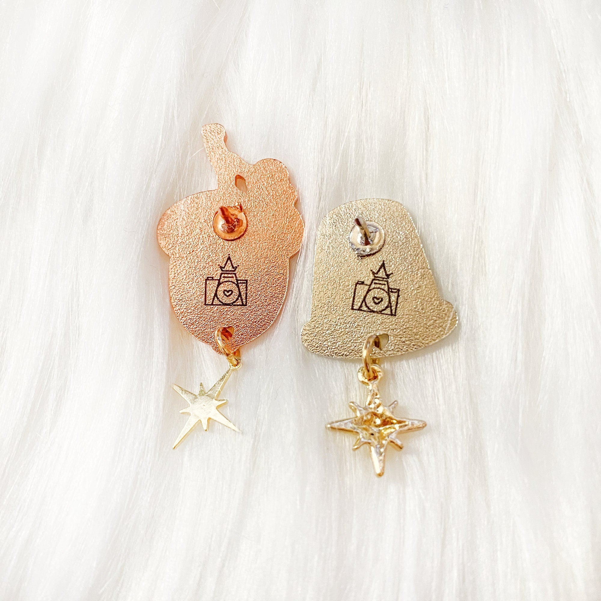 A Kiss for You - Fantasy Pin